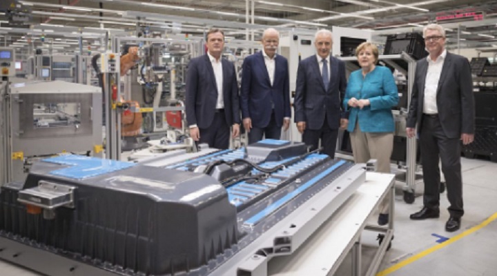 Daimler Officially Unveils Its Own Battery Production Factory