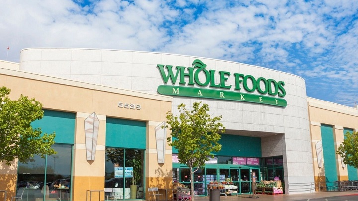 A Top Democrat Has Requested a Hearing Regarding Amazon’s $13.7 Billion Whole Foods Deal