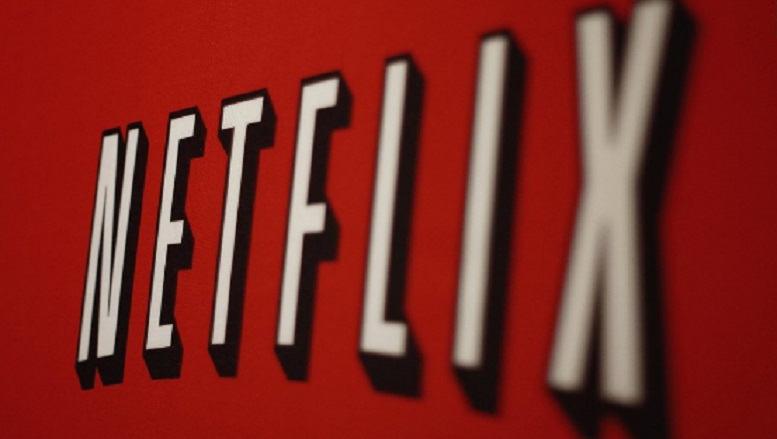 Despite the Latest Hollywood Battle, Analysts Still Believe Investors Should Stick to Netflix