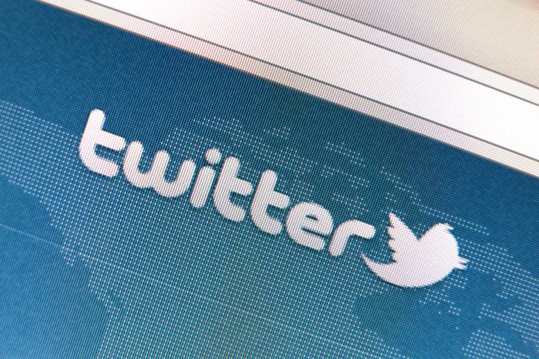 Twitter Finds Hundreds of Accounts With Ties to Russian Operatives