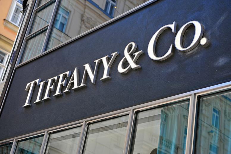 Tiffany & Co. Buys Screenplay for “Breakfast at Tiffany’s”
