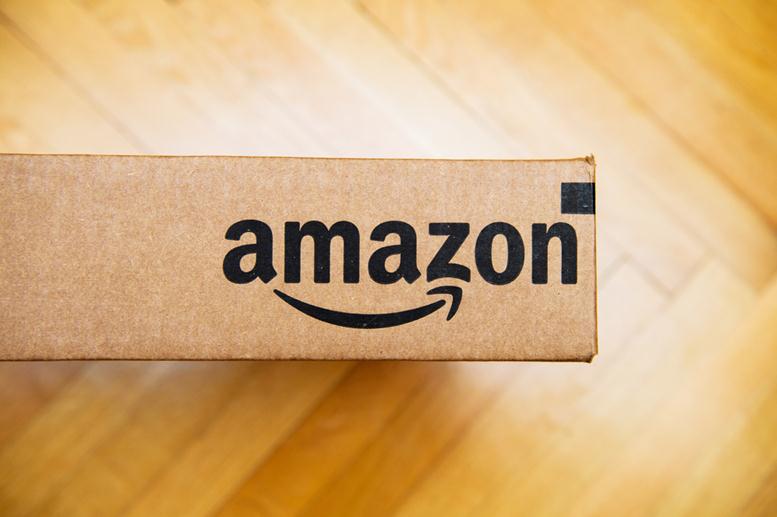 Amazon Responds to Competition By Adopting Open-Source Cloud Technology