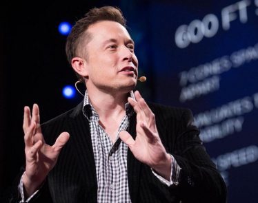 Elon Musk helps Thai cave rescue