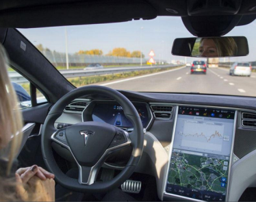 Tesla fully autonomous cars