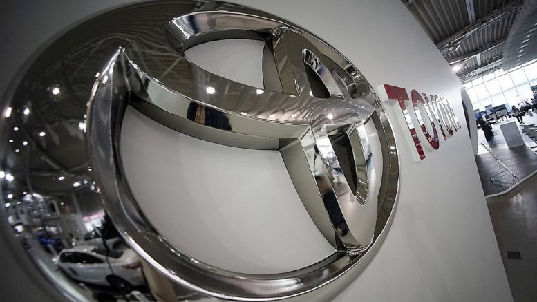 Toyota recalls cars