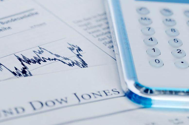 Dow Jones Today: The Dow Tumbles Due to Earnings Fears