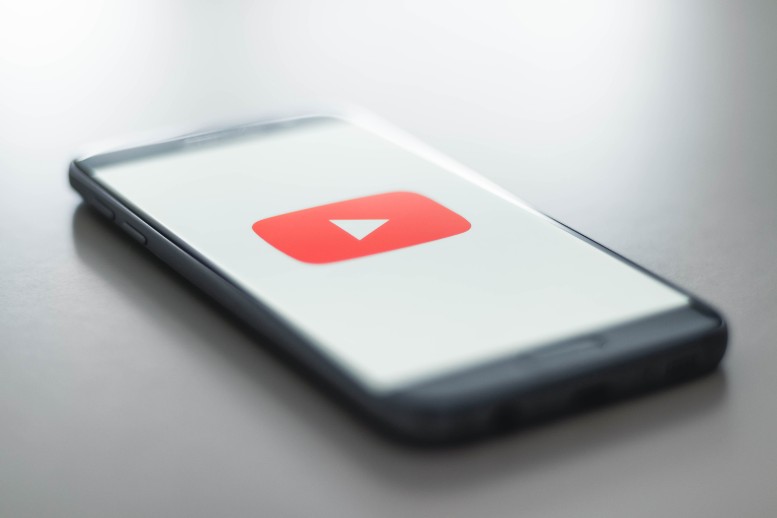 YouTube Kids: Disturbing Suicide Instruction Videos Surface on Platform