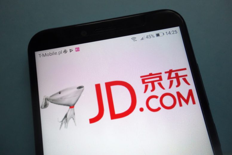 JD Stock Gains Momentum on JD.com Slight Earnings Beat