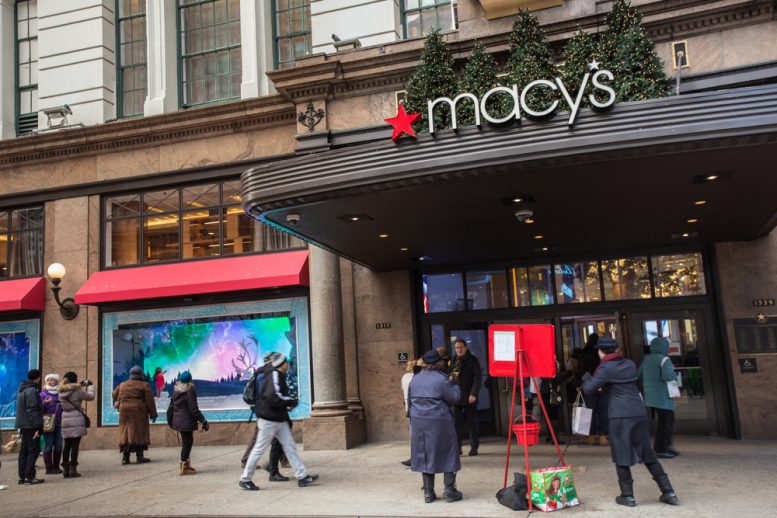 Macy’s Stock Recovers On Improved Q1 Earnings
