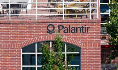 Palantir Technologies Faces Stock Decline After Q1 R...